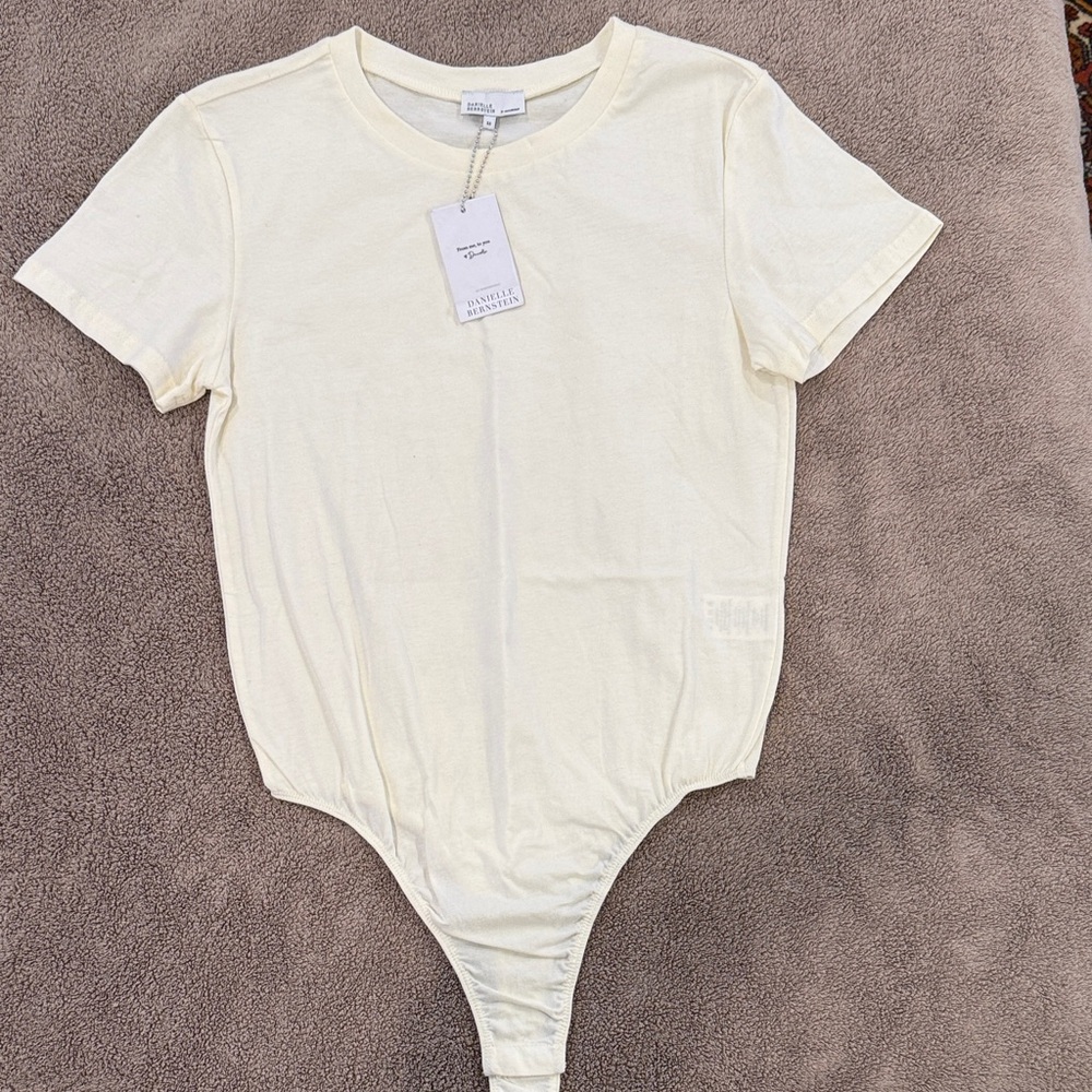 DANIELLE BERNSTEIN Cream Short Sleeve Bodysuit